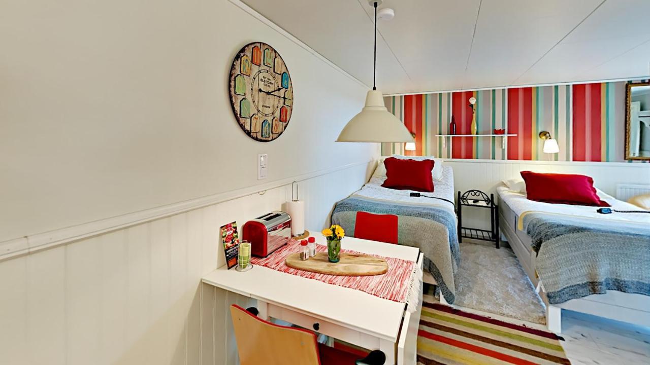 Woodstock B&B Studios Bålsta Zewnętrze zdjęcie